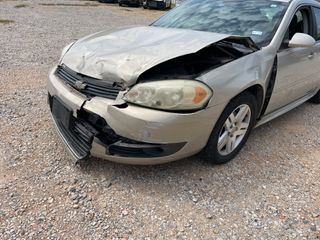 2011 Chevrolet Impala LT Fleet - Primary Damage Right Image